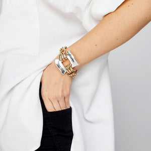 
                  
                    Load image into Gallery viewer, Juliana Bracelet
                  
                