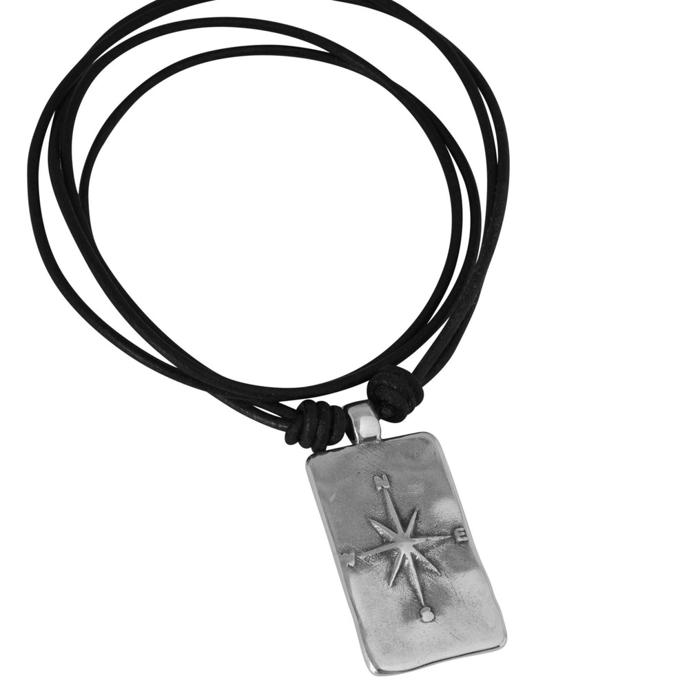 
                  
                    Load image into Gallery viewer, Skull Necklace (Double sided)
                  
                